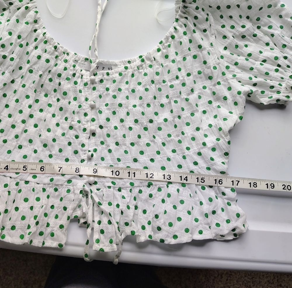 NWOT HYFVE bundle 2 Crop Top polka dots tie, puff sleeves, cotton sz L. - Picture 7 of 16